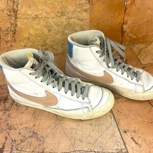 Nike high top blazers sz 8.5 womens